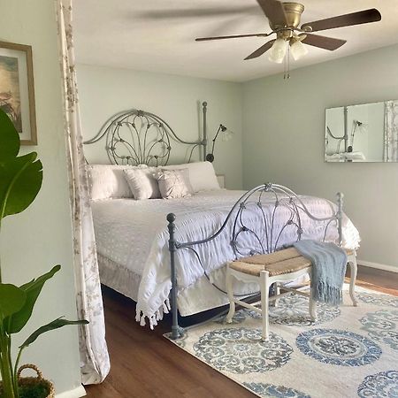 Cypress Retreat Apartment ฟอร์ตไมเยอร์ ภายนอก รูปภาพ